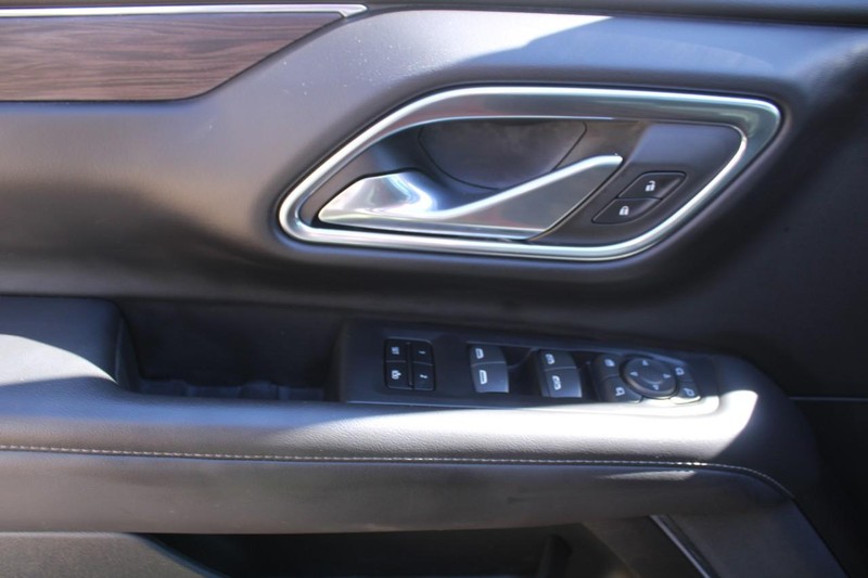 Chevrolet Tahoe Vehicle Full-screen Gallery Image 14