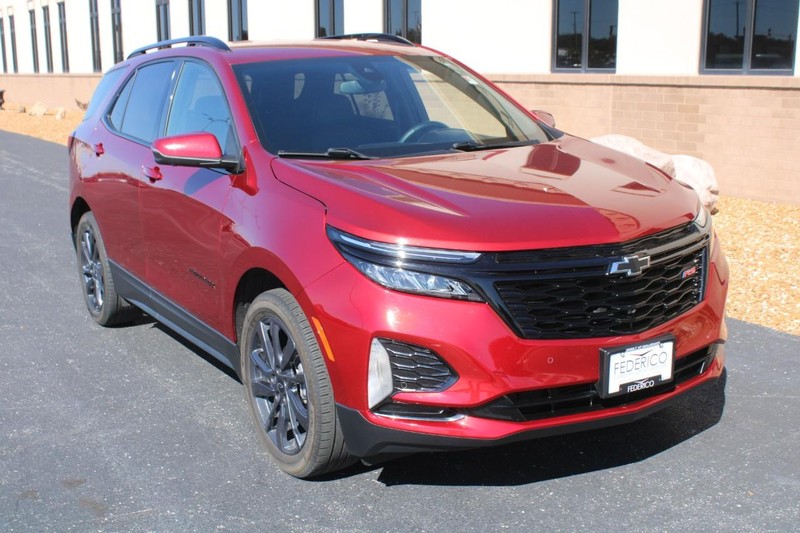 Chevrolet Equinox Vehicle Full-screen Gallery Image 02