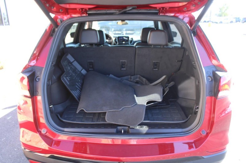 Chevrolet Equinox Vehicle Full-screen Gallery Image 06