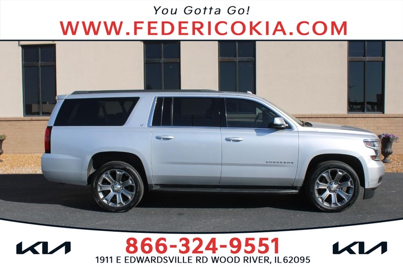 Chevrolet Suburban Vehicle Full-screen Gallery Image 01