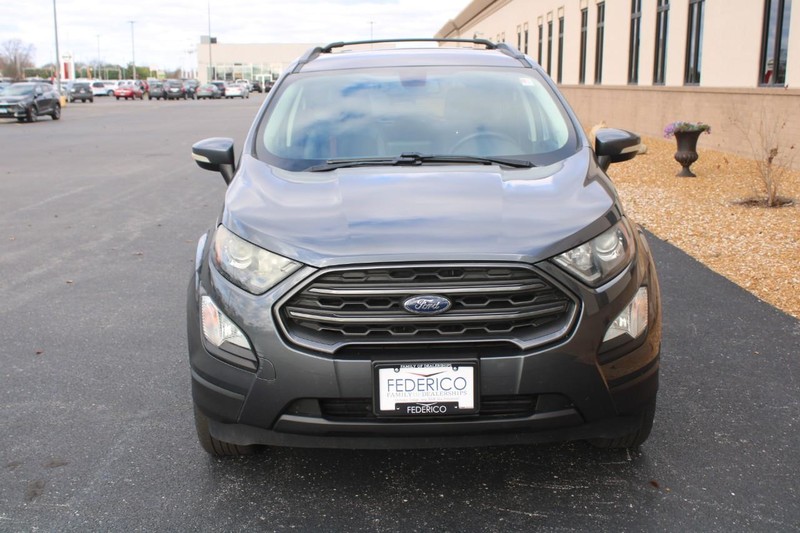 Ford EcoSport Vehicle Full-screen Gallery Image 08