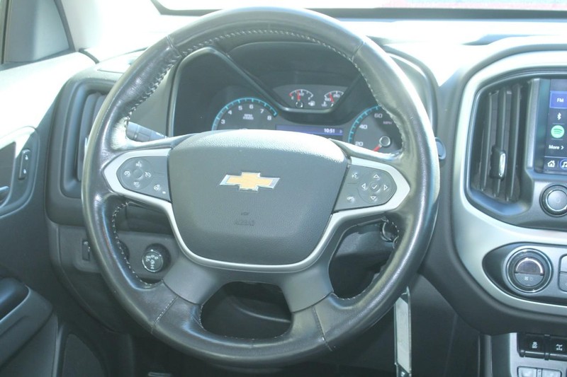 Chevrolet Colorado Vehicle Full-screen Gallery Image 11