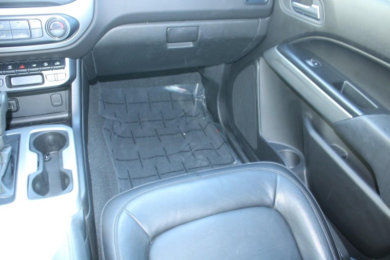 Chevrolet Colorado Vehicle Full-screen Gallery Image 13