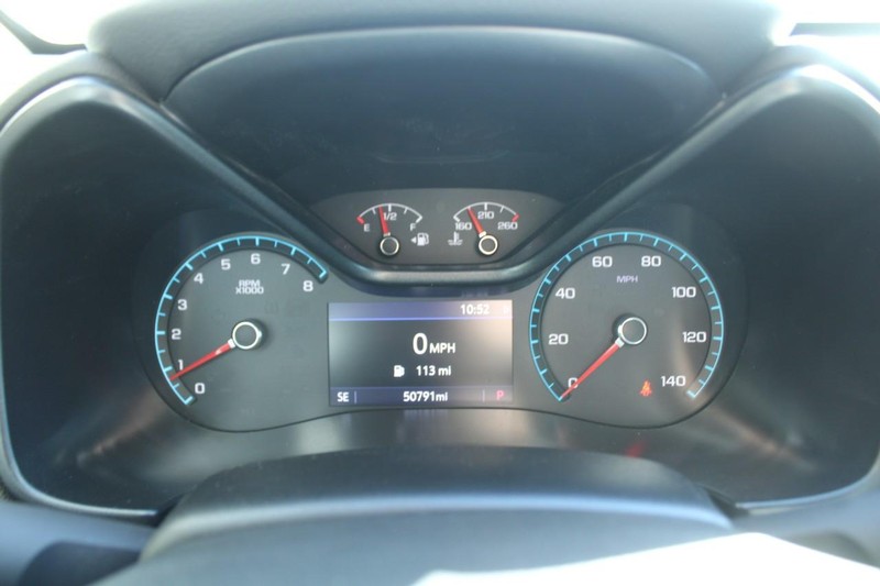 Chevrolet Colorado Vehicle Full-screen Gallery Image 17