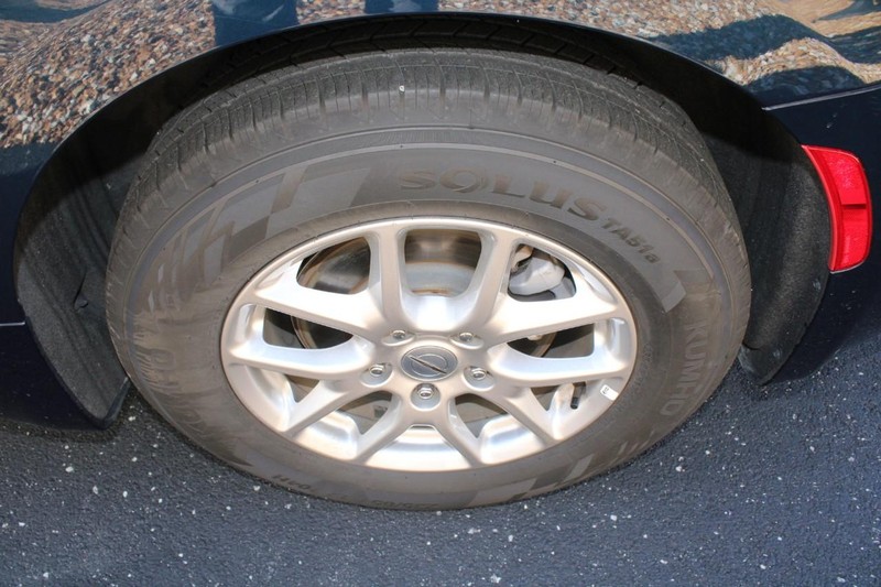 Chrysler Pacifica Vehicle Full-screen Gallery Image 07