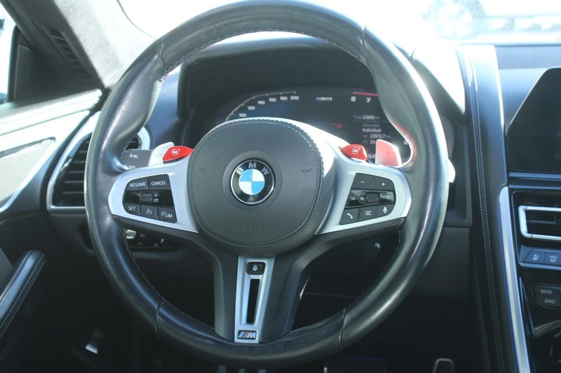 BMW M8 Vehicle Full-screen Gallery Image 11