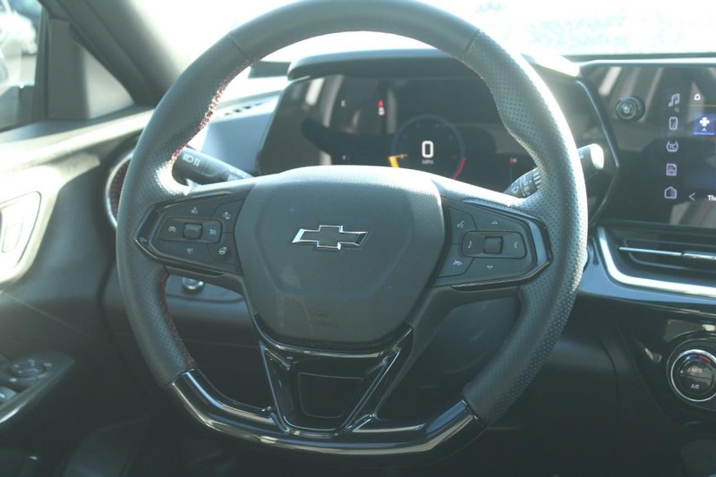 Chevrolet Trax Vehicle Full-screen Gallery Image 11