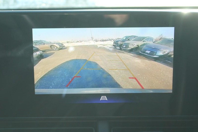 Chevrolet Trax Vehicle Full-screen Gallery Image 19