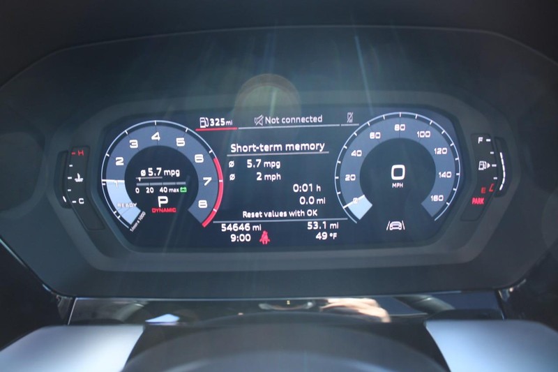 Audi A3 Vehicle Full-screen Gallery Image 17