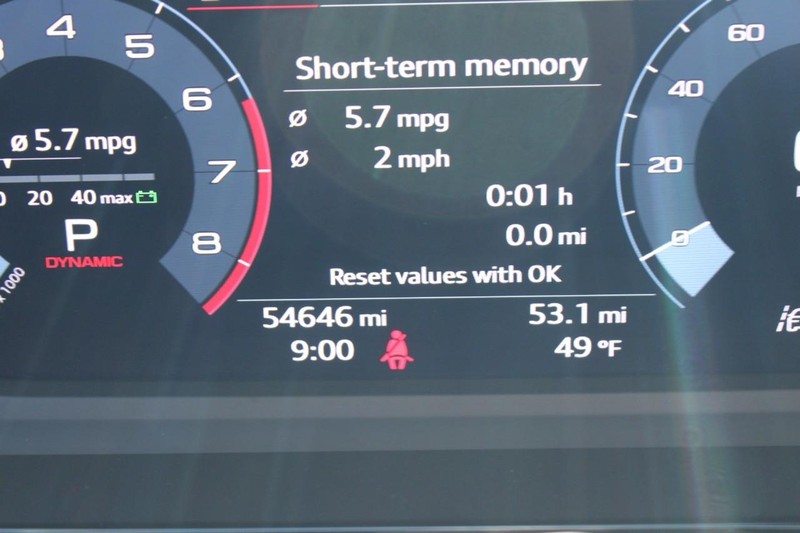 Audi A3 Vehicle Full-screen Gallery Image 18