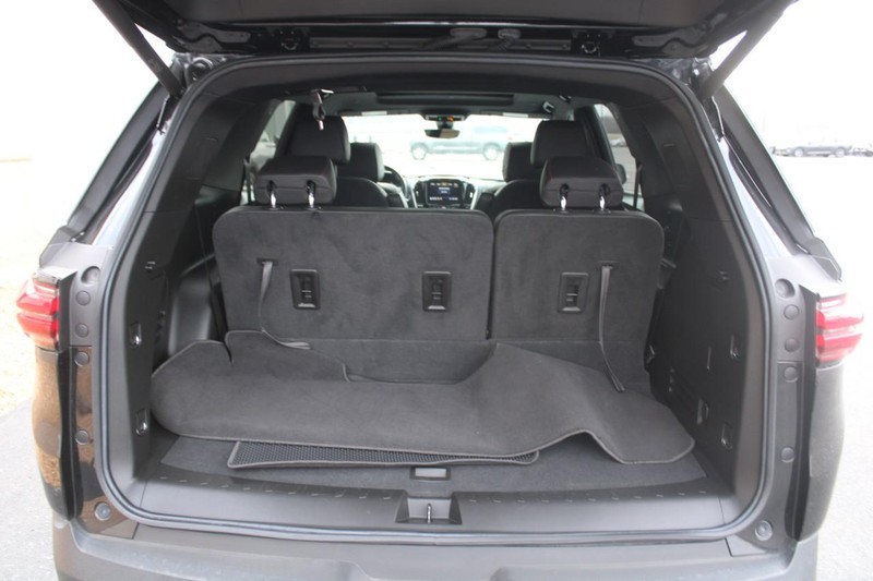 Chevrolet Traverse Vehicle Full-screen Gallery Image 06