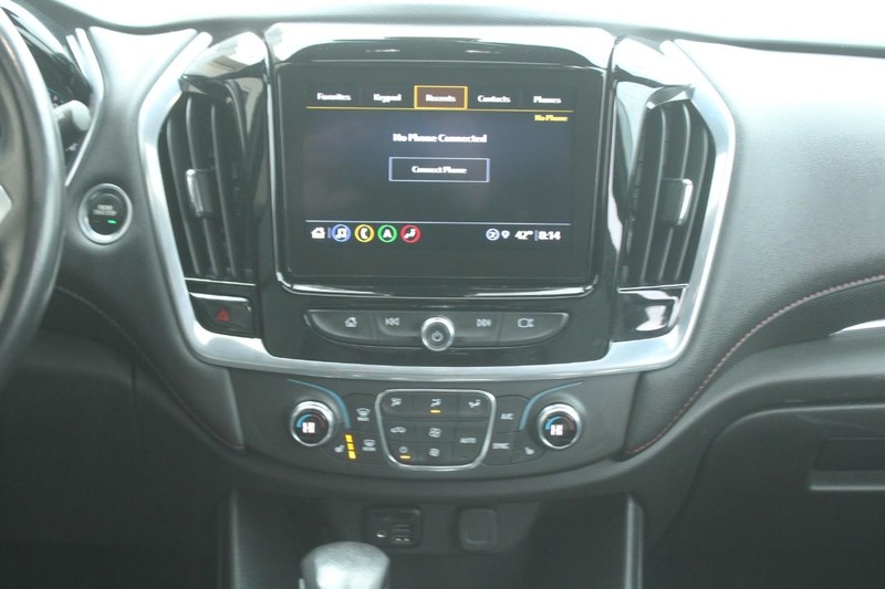 Chevrolet Traverse Vehicle Full-screen Gallery Image 12
