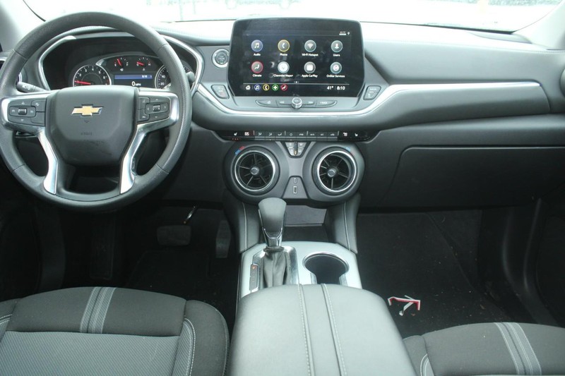 Chevrolet Blazer Vehicle Full-screen Gallery Image 10