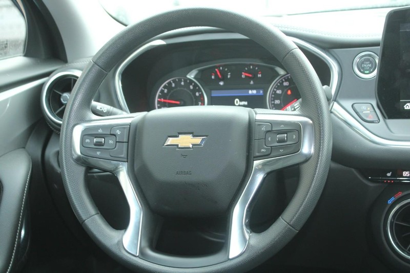 Chevrolet Blazer Vehicle Full-screen Gallery Image 11