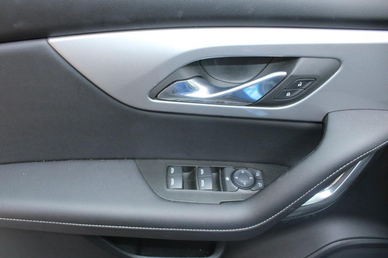 Chevrolet Blazer Vehicle Full-screen Gallery Image 14