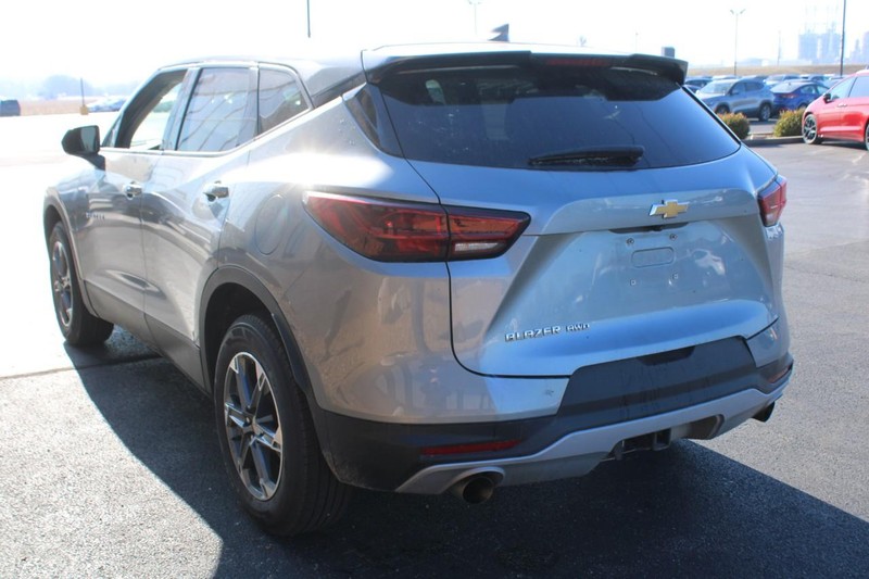 Chevrolet Blazer Vehicle Full-screen Gallery Image 05