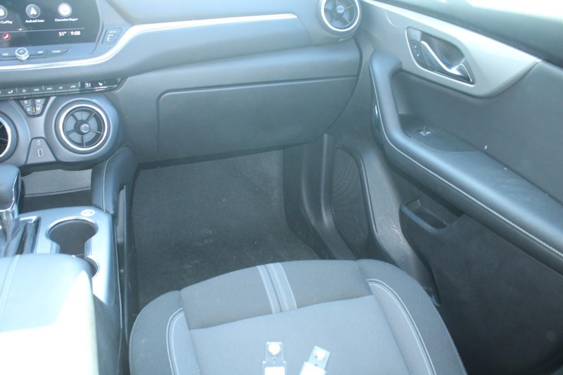 Chevrolet Blazer Vehicle Full-screen Gallery Image 13