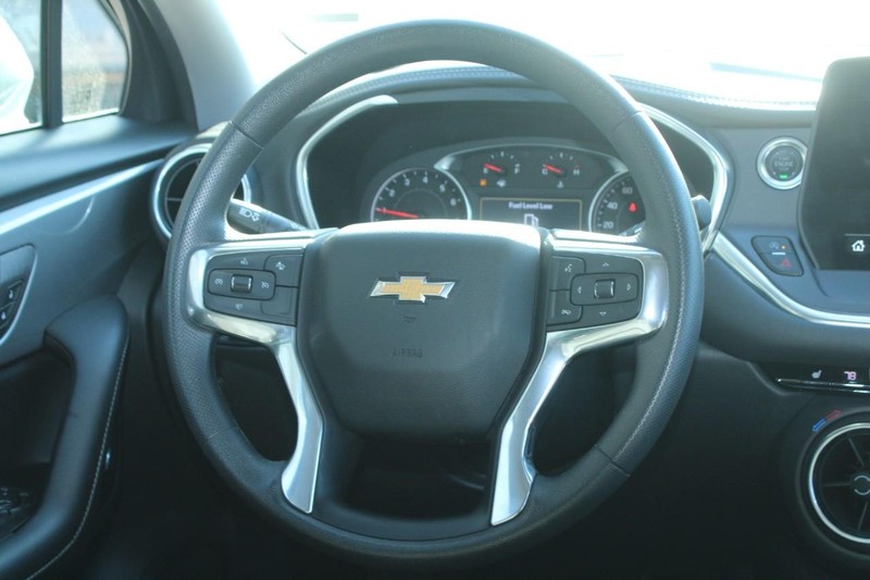 Chevrolet Blazer Vehicle Full-screen Gallery Image 11