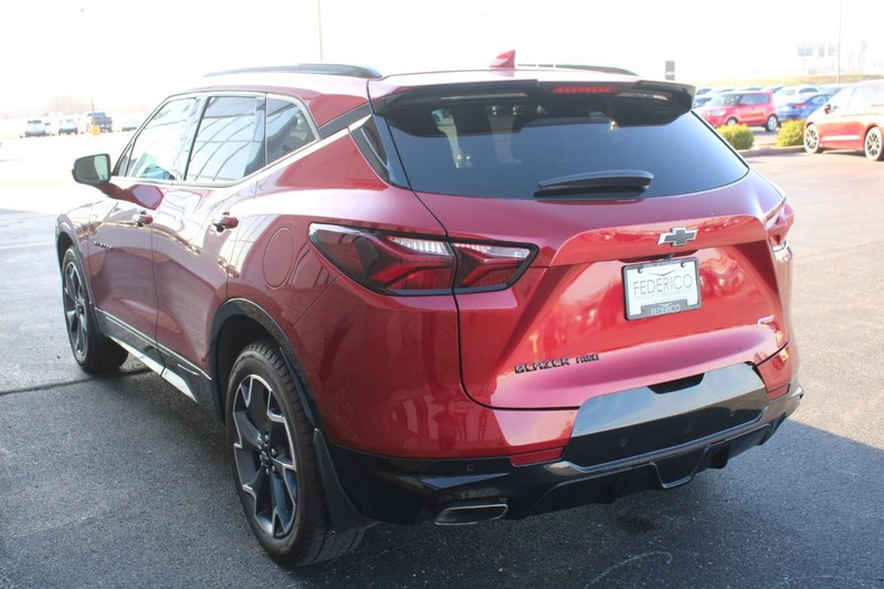 Chevrolet Blazer Vehicle Full-screen Gallery Image 05