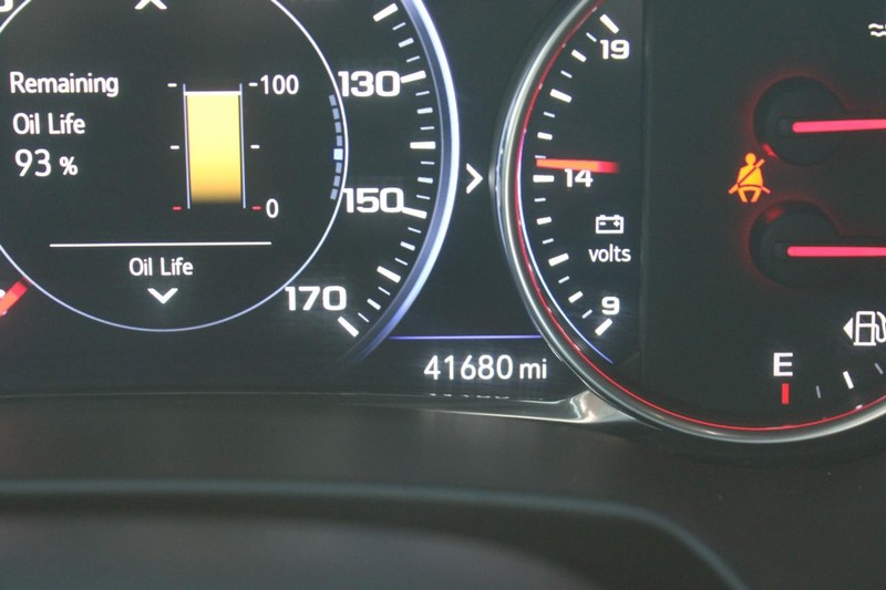 Chevrolet Blazer Vehicle Full-screen Gallery Image 18