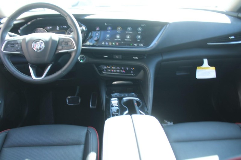 Buick Envision Vehicle Full-screen Gallery Image 10