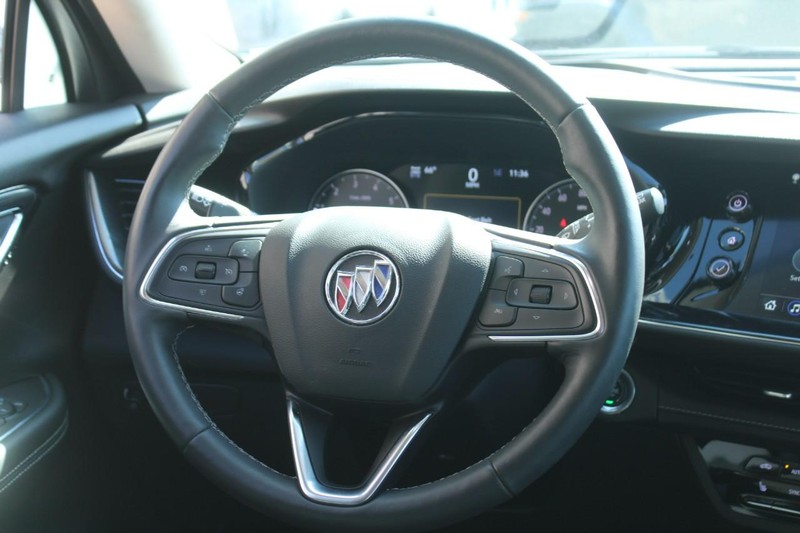 Buick Envision Vehicle Full-screen Gallery Image 11