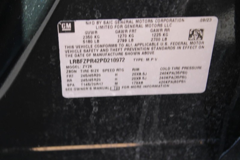 Buick Envision Vehicle Full-screen Gallery Image 16