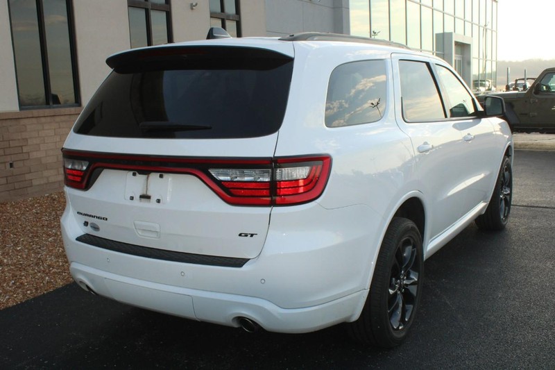 Dodge Durango Vehicle Full-screen Gallery Image 03