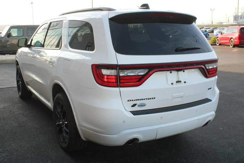 Dodge Durango Vehicle Full-screen Gallery Image 05