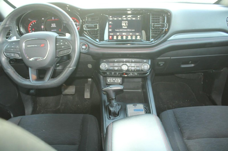 Dodge Durango Vehicle Full-screen Gallery Image 10
