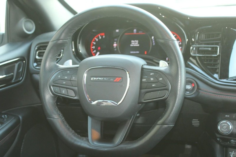 Dodge Durango Vehicle Full-screen Gallery Image 11