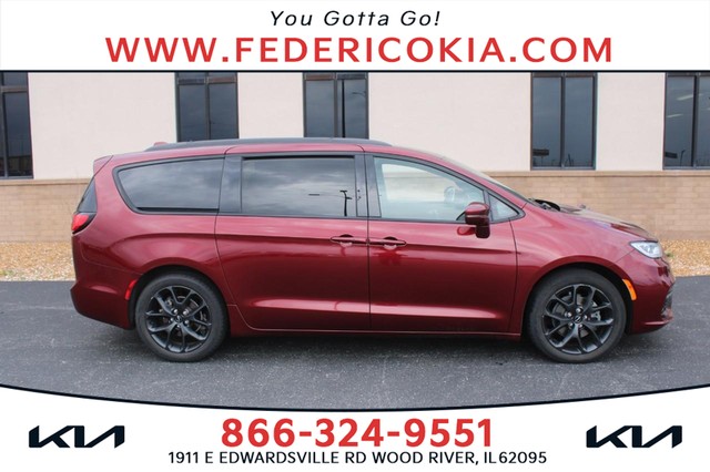 Wood River IL 2021 Chrysler Pacifica more details - chrysler pacifica