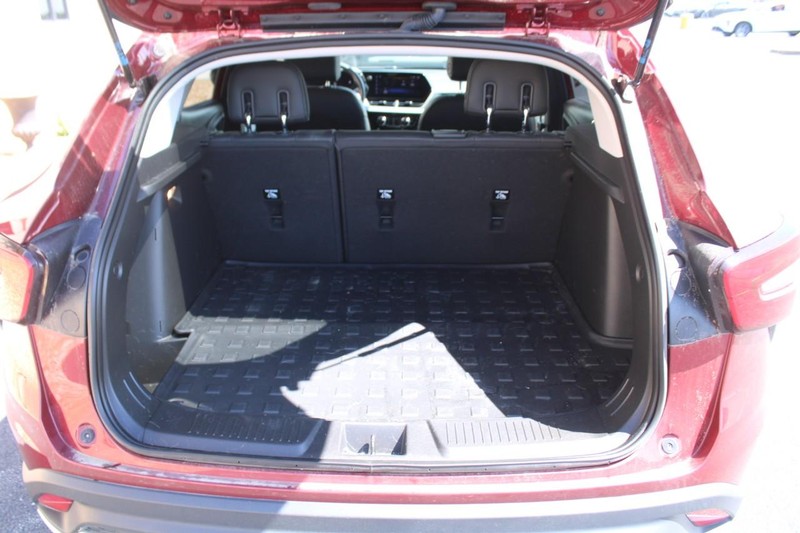 Chevrolet Trax Vehicle Full-screen Gallery Image 06