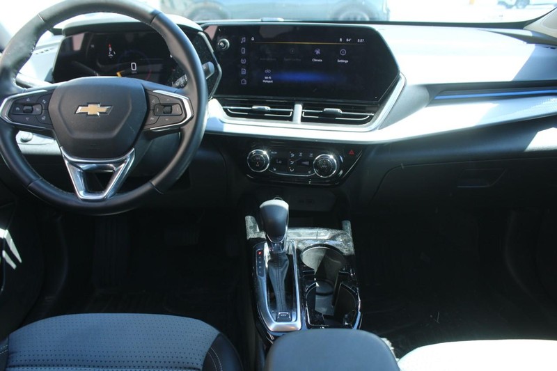 Chevrolet Trax Vehicle Full-screen Gallery Image 10