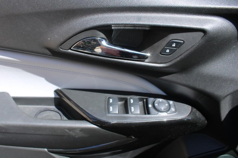 Chevrolet Trax Vehicle Full-screen Gallery Image 14