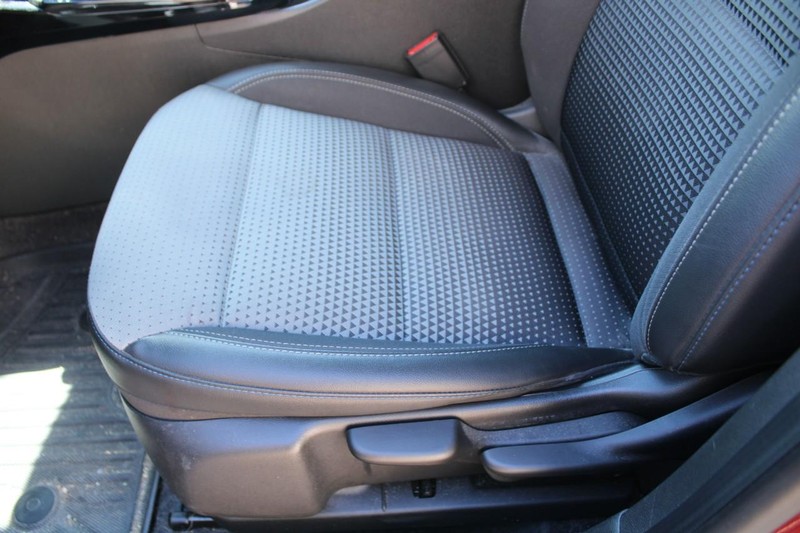 Chevrolet Trax Vehicle Full-screen Gallery Image 15