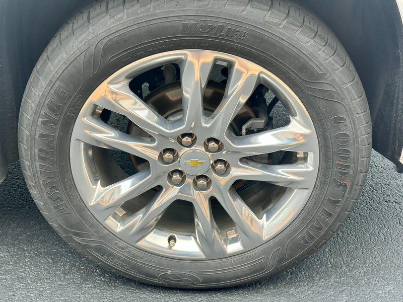 Chevrolet Traverse Vehicle Full-screen Gallery Image 06