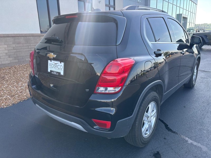 Chevrolet Trax Vehicle Full-screen Gallery Image 03