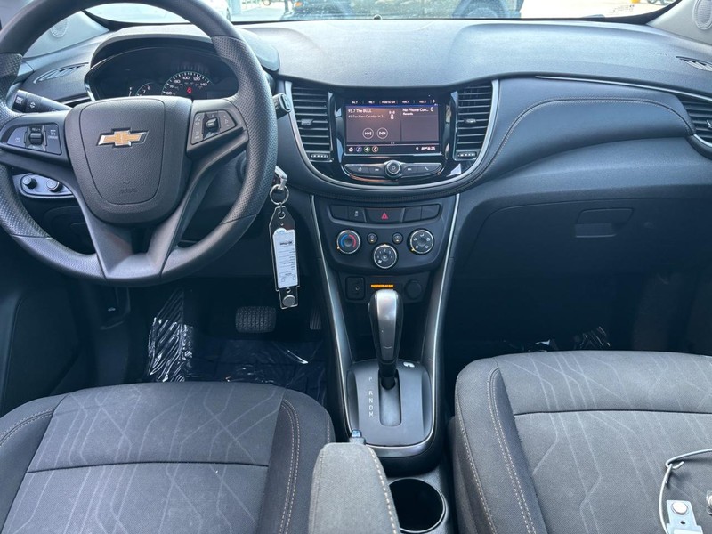 Chevrolet Trax Vehicle Full-screen Gallery Image 10