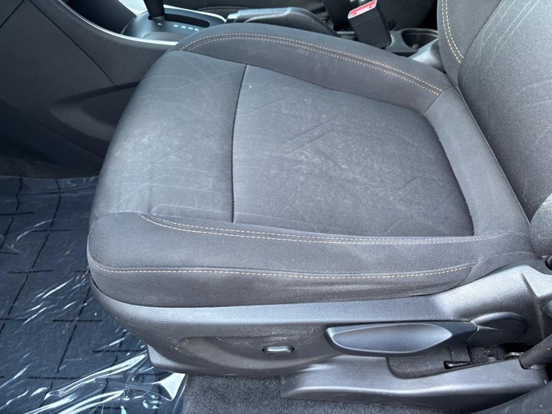 Chevrolet Trax Vehicle Full-screen Gallery Image 15