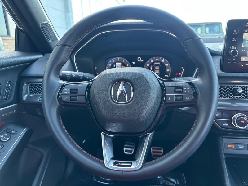 Acura Integra Vehicle Full-screen Gallery Image 12