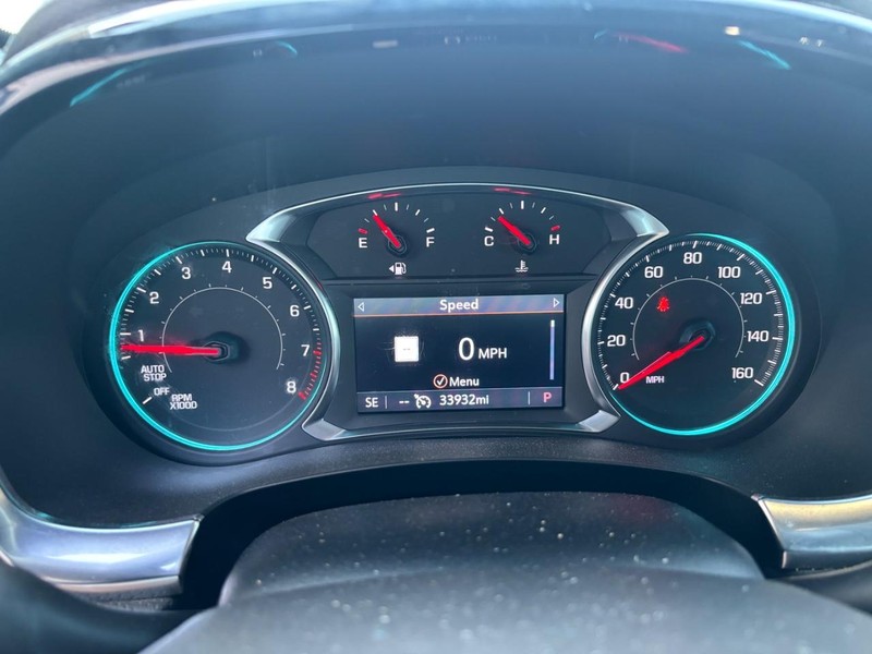Chevrolet Traverse Limited Vehicle Full-screen Gallery Image 18