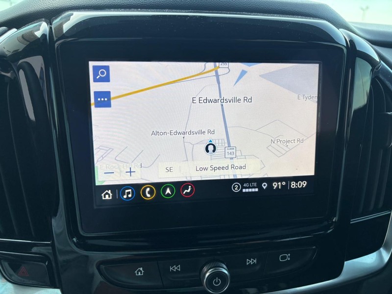 Chevrolet Traverse Limited Vehicle Full-screen Gallery Image 19