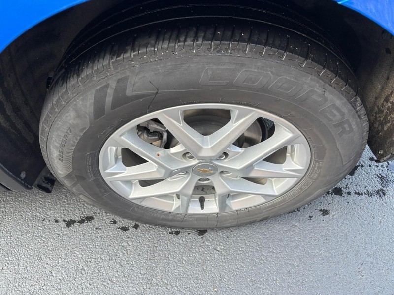 Chevrolet Equinox Vehicle Full-screen Gallery Image 07