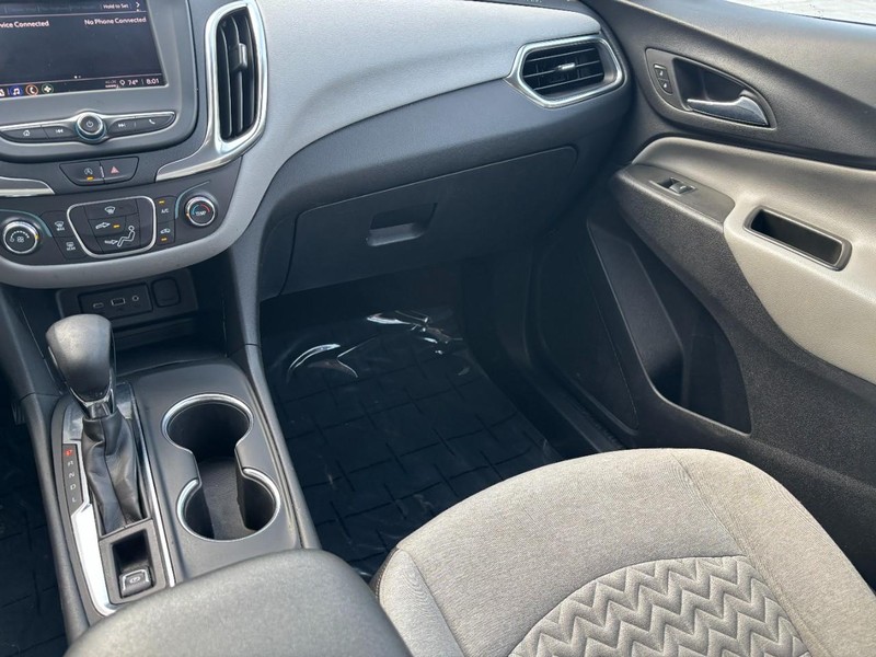 Chevrolet Equinox Vehicle Full-screen Gallery Image 13