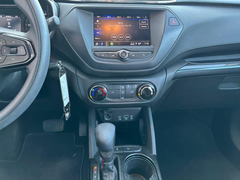 Chevrolet TrailBlazer Vehicle Full-screen Gallery Image 12