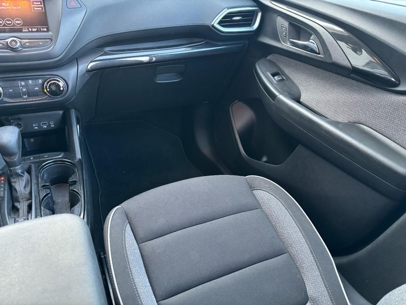 Chevrolet TrailBlazer Vehicle Full-screen Gallery Image 13