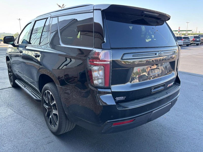 Chevrolet Tahoe Vehicle Full-screen Gallery Image 05