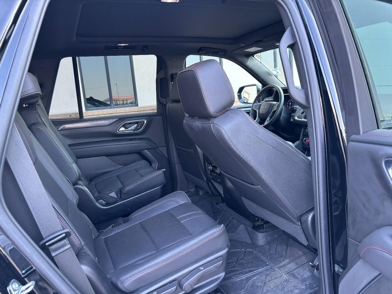 Chevrolet Tahoe Vehicle Full-screen Gallery Image 09
