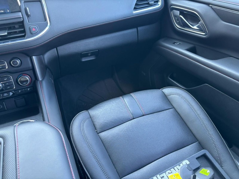 Chevrolet Tahoe Vehicle Full-screen Gallery Image 13